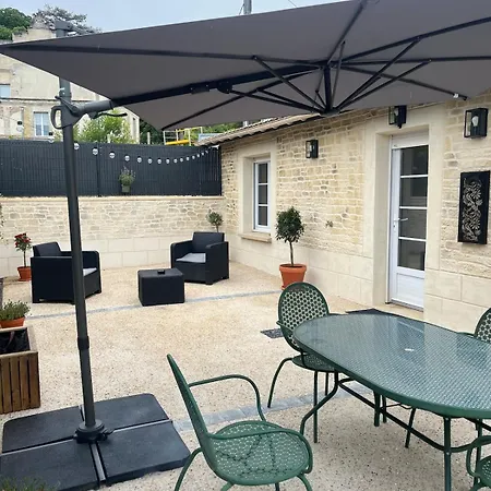 Les Saint Laurent - L'elegante *